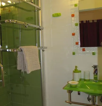 Pensionat Moradia No Seixal 4*